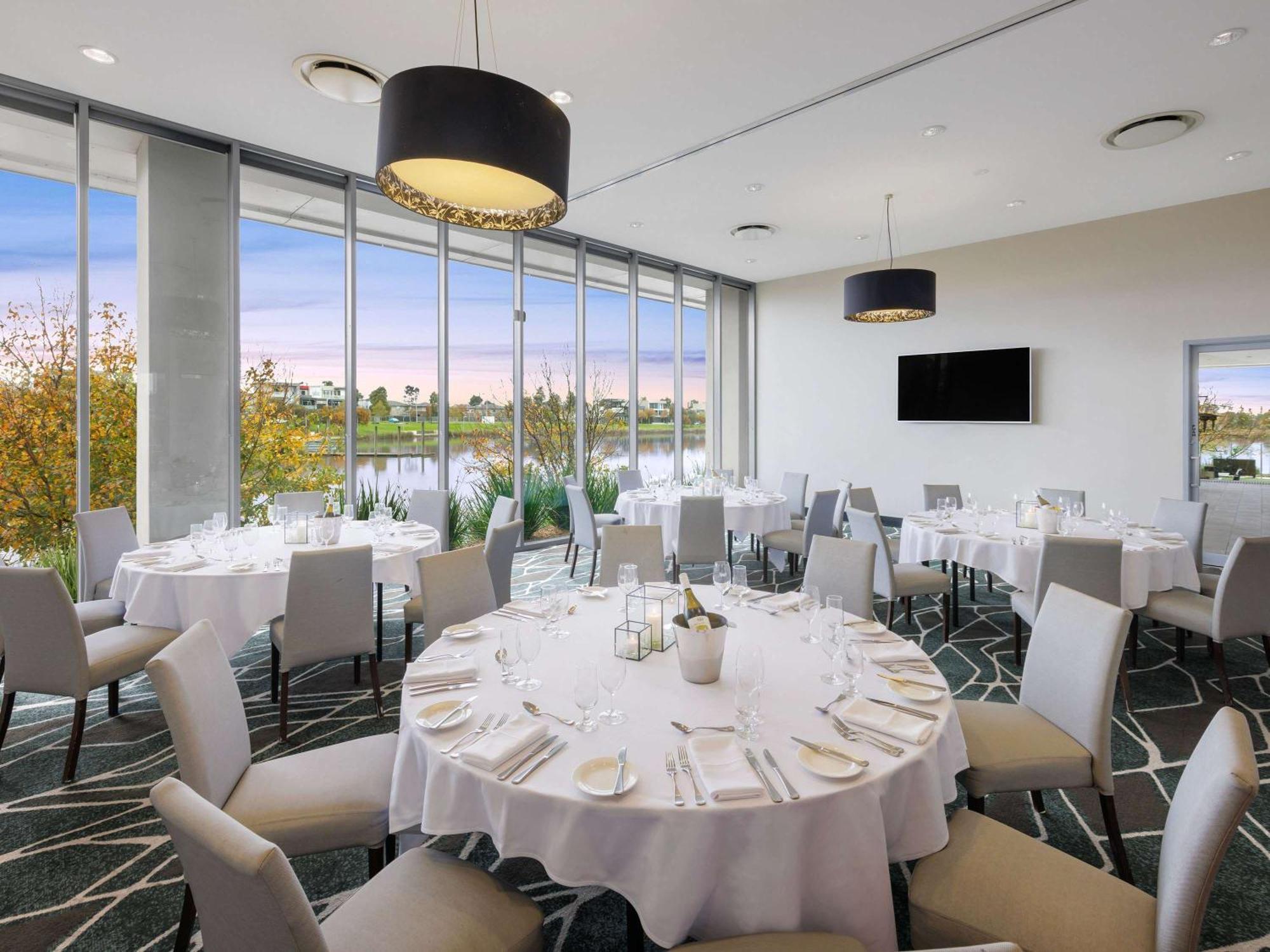 Mercure Melbourne Caroline Springs Extérieur photo