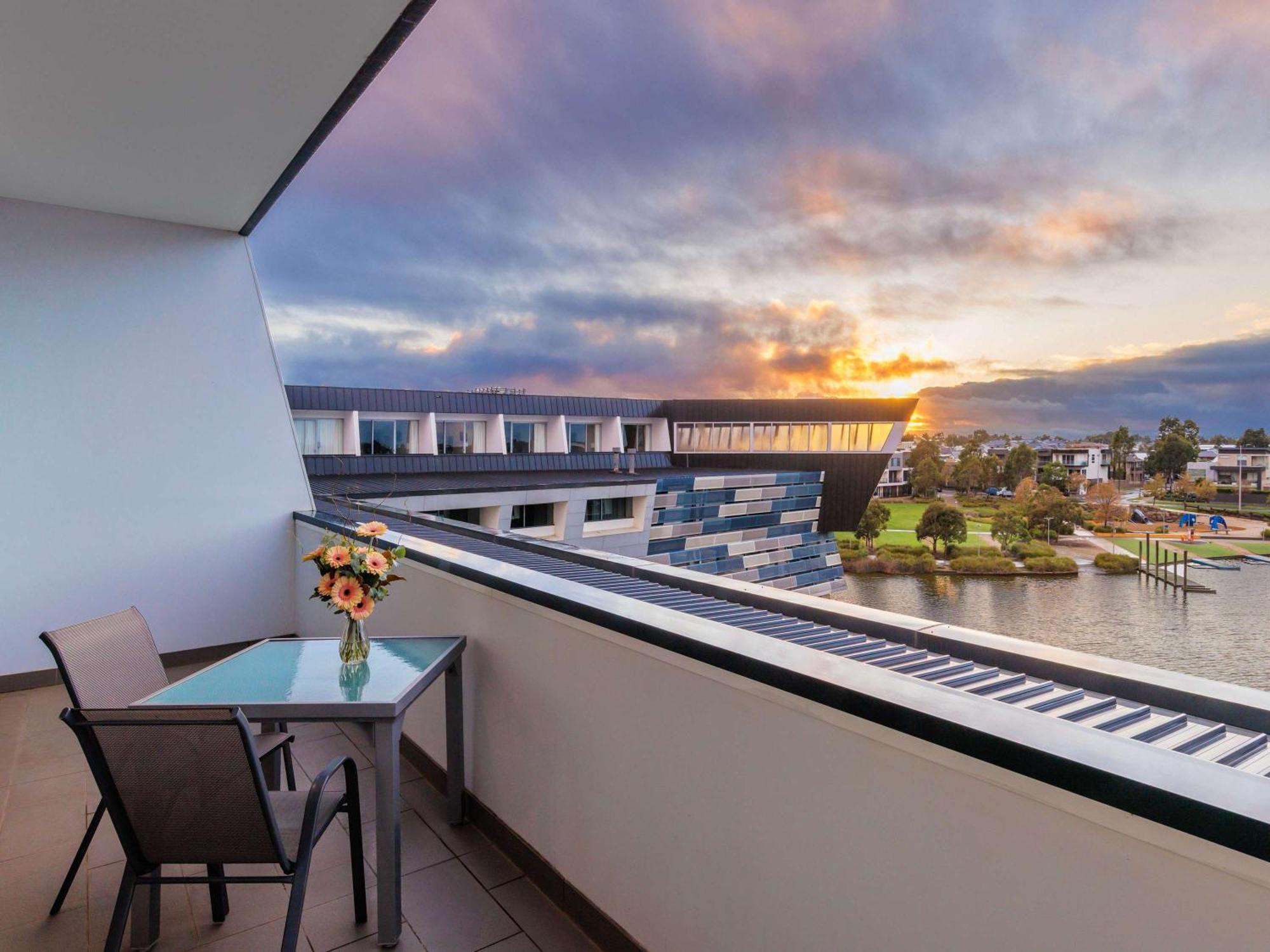 Mercure Melbourne Caroline Springs Extérieur photo